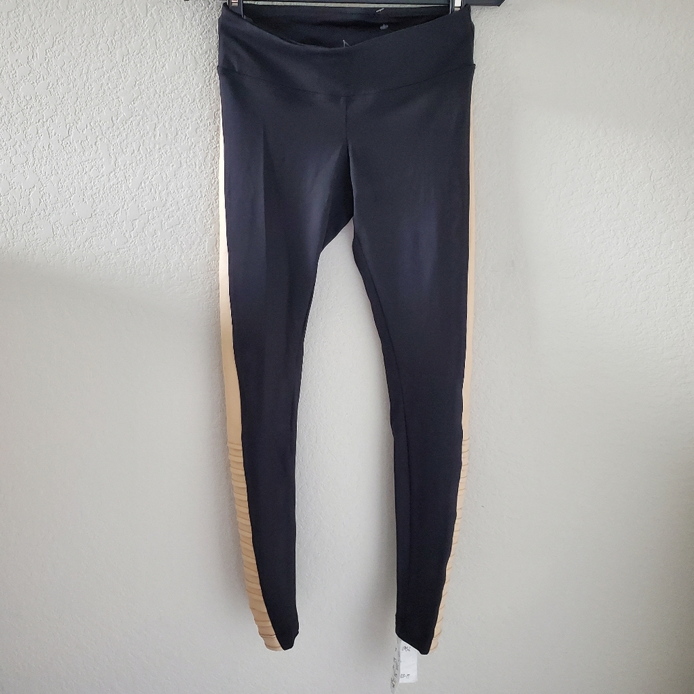 Koral colorblock low rise ankle leggings NWOT